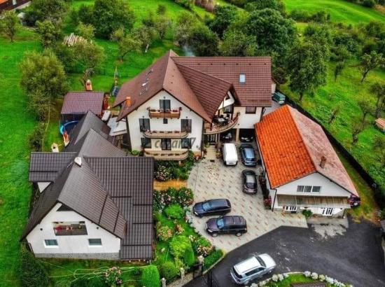 Escapadă de Poveste la Poalele Bucegilor: Vacanță la Casa Barăceanu din Bran