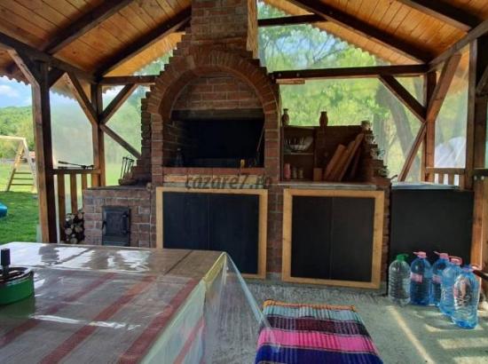 Galerie poze Cabana Genune Bucea îți oferă refugiul ideal departe de agitația orașului