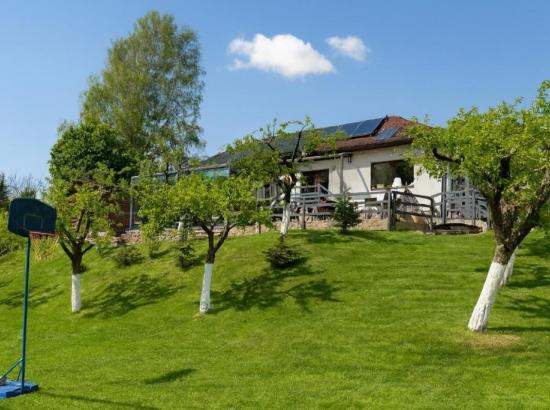 Galerie poze Oază de Liniște la Marea de la Munte: Cazare la Casa Lipan din Colibița