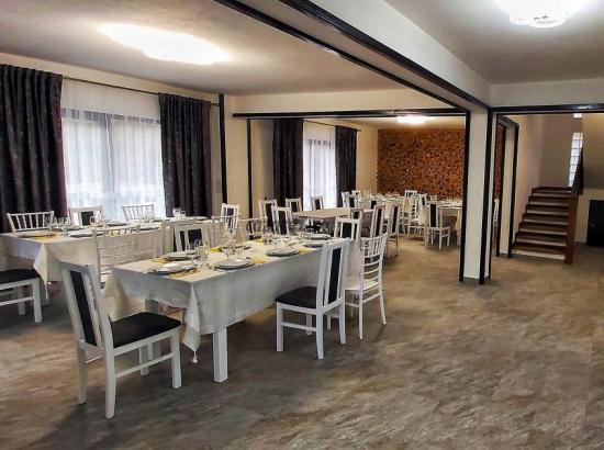 Galerie poze Casa din Deal din Fundu Moldovei este locul perfect pentru o vacanță liniștită în mijlocul naturii!