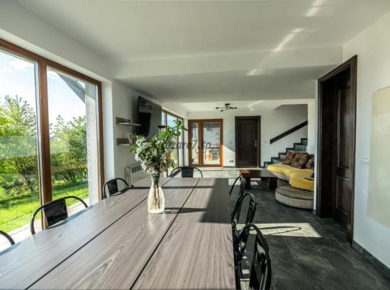 Galerie poze Cabana Aframe Hill House din Poiana Mărului este alegerea ideală!