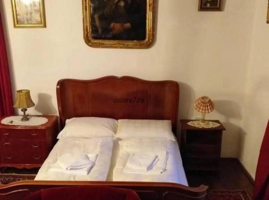 Galerie poze Oază de Liniște în Inima Podgoriei Miniș: Cazare la Pensiunea La Amadeus & Monica