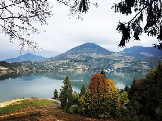 Evadare la „Marea de la Munte”: Descoperă Relaxarea la Montana Resort, Colibița