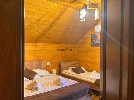 Galerie poze Casa Favorit din Costești este alegerea perfectă!