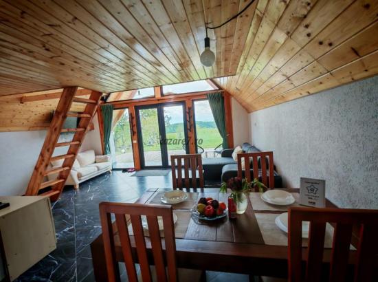 Galerie poze Cabana Aframe Hill House din Poiana Mărului este alegerea ideală!