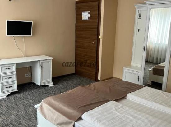 Galerie poze Escapade în Inima Naturii: Ghid de Vacanță la Pensiunea Apuseni din Pietroasa