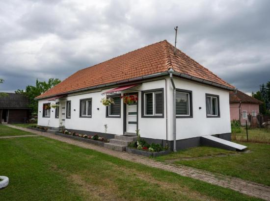 Poza Casa KLÁRA Ház