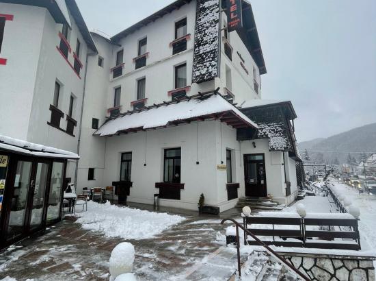 Hotel PARAUL RECE