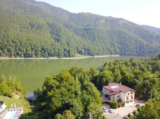 Pensiunea Casa Lacului