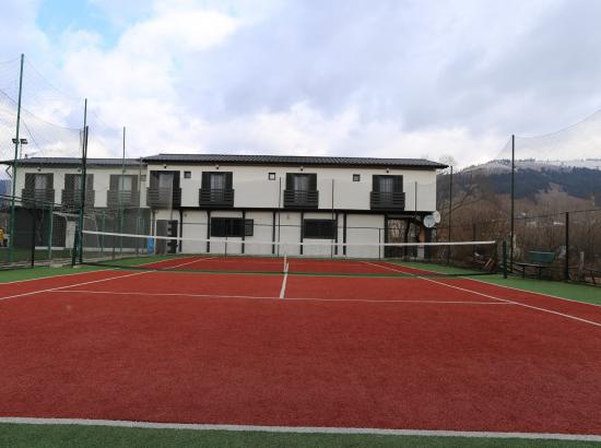 Pensiunea Maximiliyanis Sport
