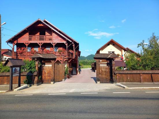 Pensiunea Ioana Lavita