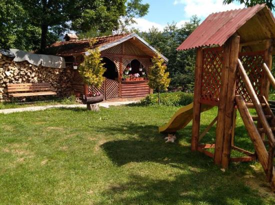 Pensiunea La Stejarel