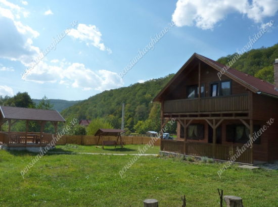 Cabana Laszlo Julianna