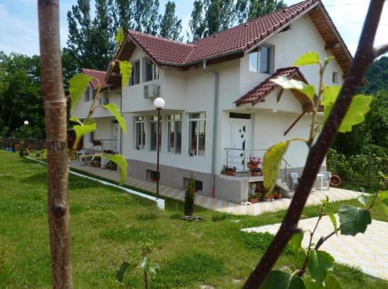 Casa Maia din Ocnele Mari