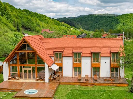 Cabana Scrind 11 - Madleine Chalet