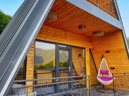 Cabana Romulus A-Frame Resort