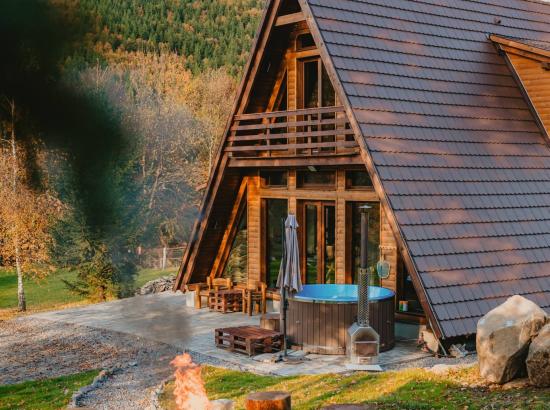 Casa Aframe Lunor House
