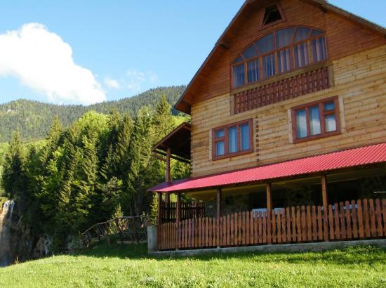 Cabana Cascada