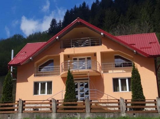 Pensiunea Mary & Ela